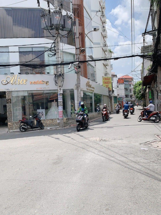 3762805 ảnh đại diện 2