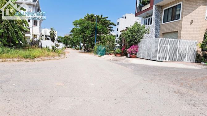3775756 ảnh đại diện 2