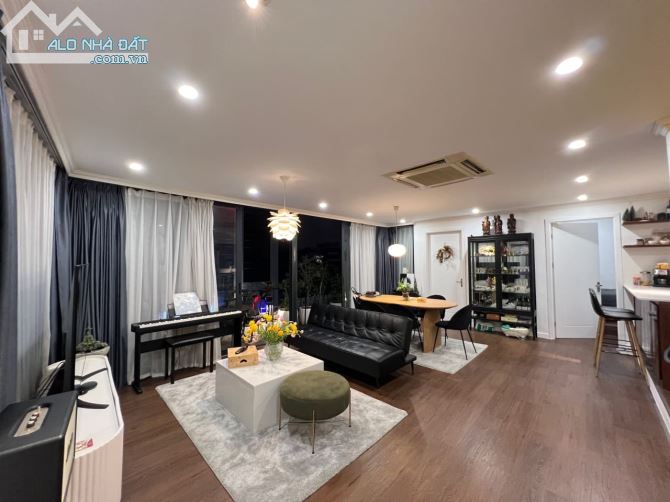 3774564 ảnh đại diện 1