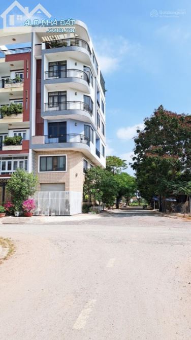 3775756 ảnh đại diện 1