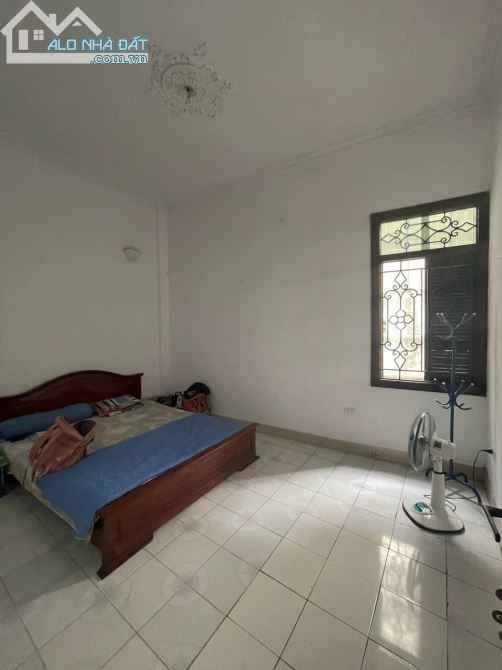 3776655 ảnh đại diện 2