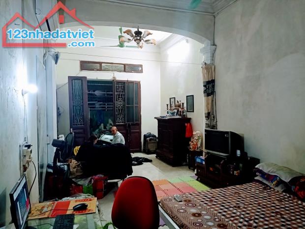 3778705 ảnh đại diện 2