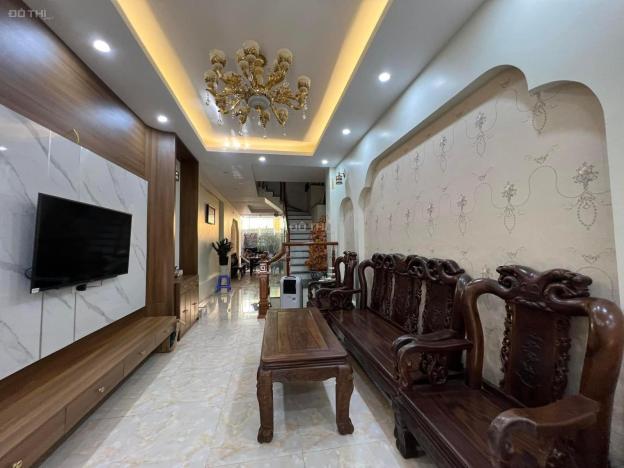 3810466 ảnh đại diện 1