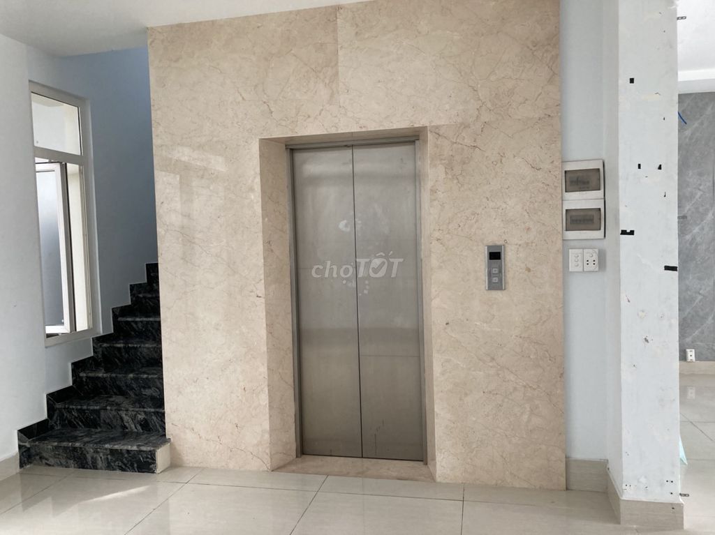 3813725 ảnh đại diện 1