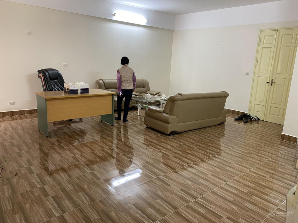 Tôi Chính Chủ Cần Cho Thuê Gấp Căn Hộ Chung Cư Ở Toà Hh1 Dương Đình Nghệ - Yên Hoà Rộng 130M2