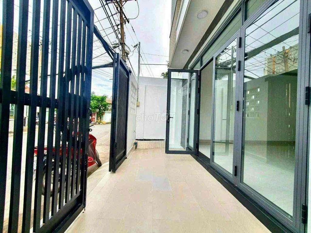 3819863 ảnh đại diện 1