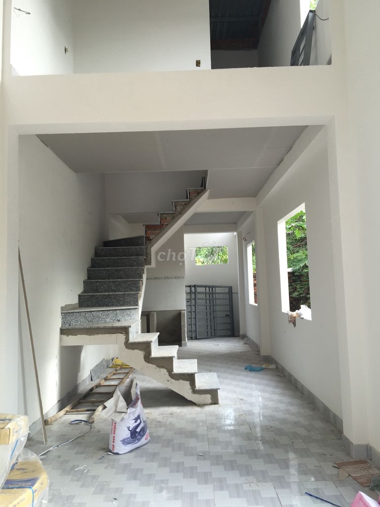 Nhà Nguyên Căn, 60M2 + 2 Phòng + 2 Toilet, Nguyen Văn Tăng, Q9