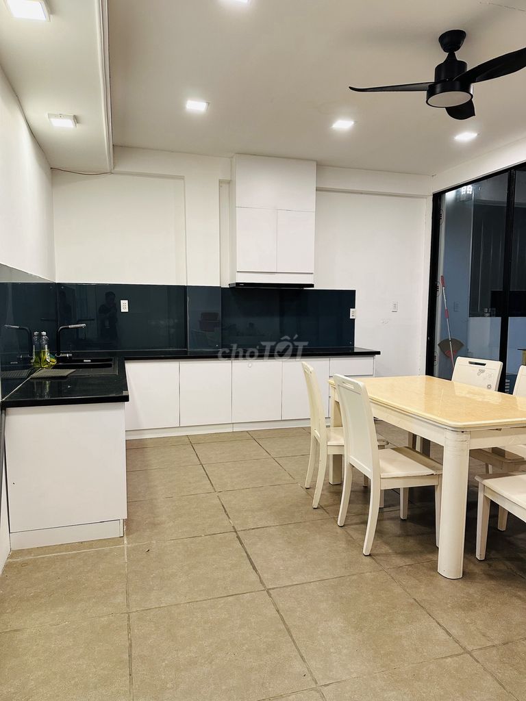 3826582 ảnh đại diện 2