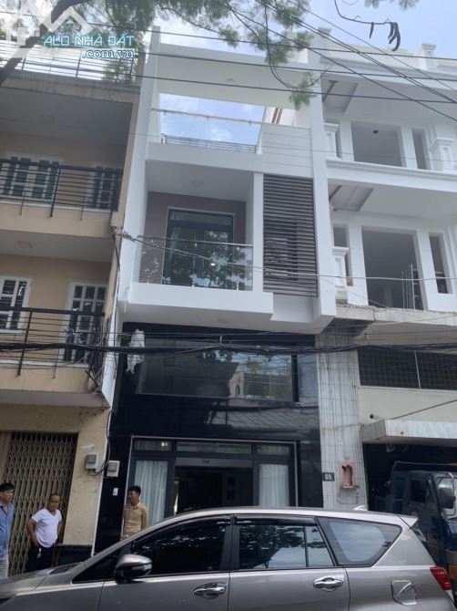 Bán Nhà Mặt Tiền Cư Xá Lữ Gia 4X16M, 1 Trệt 3 Lầu Giá 13 Tỷ Rẻ Nhất Khu Vực