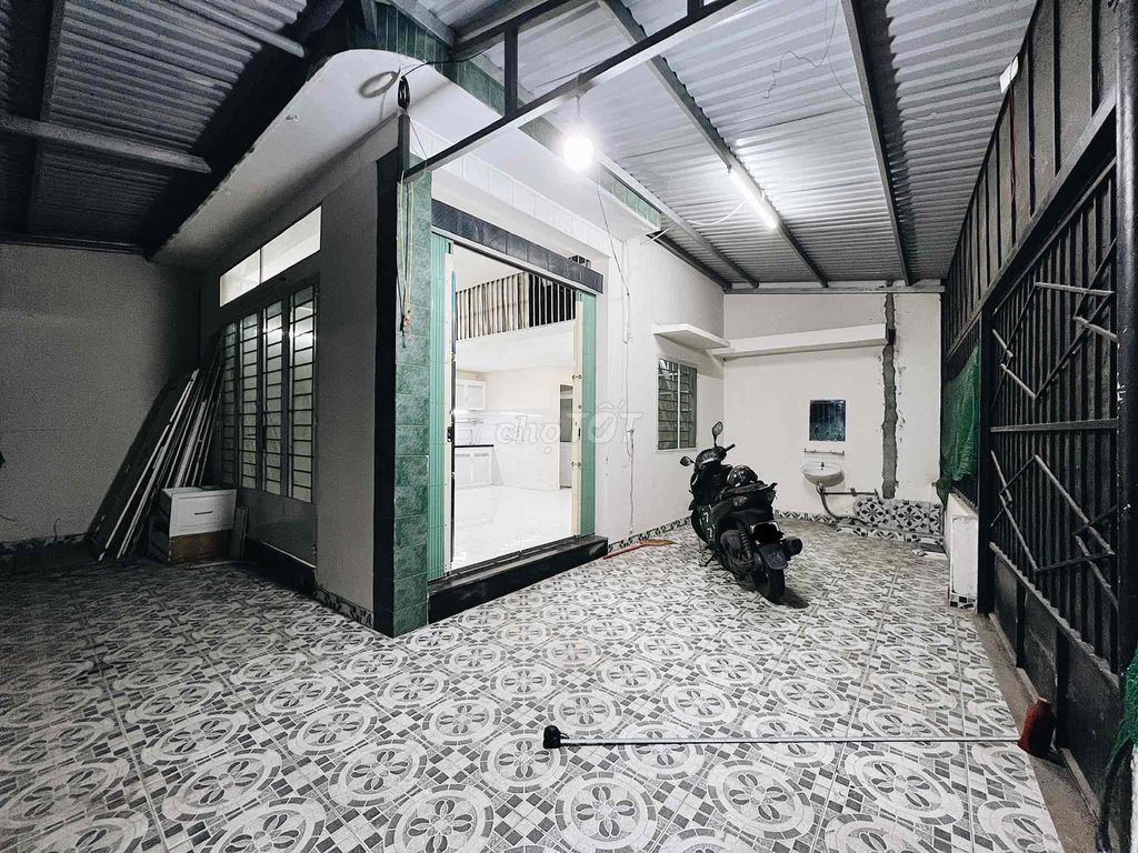 3833558 ảnh đại diện 1