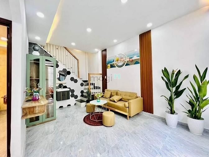 3831746 ảnh đại diện 1
