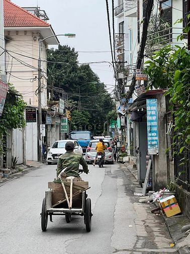 Bán Nhà C4 Ngọc Thuỵ 72M Ngõ Oto Tránh Giá Chỉ 4 Tỷ 1