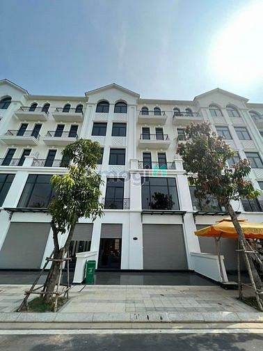 Duy Nhất Căn Nhà Phố Từ Chủ Đầu Tư 126M2 Tặng Gói Nội Thất 600Tr