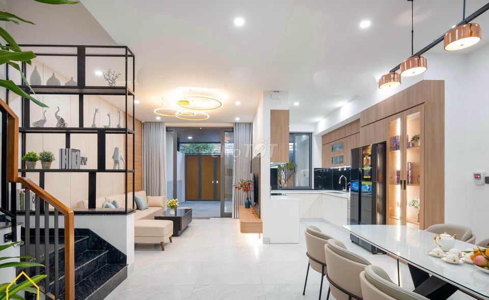 3841051 ảnh đại diện 1