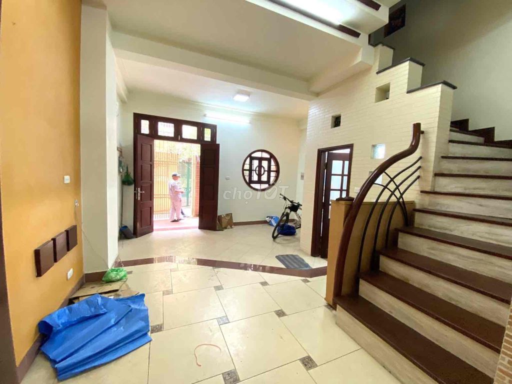 3841356 ảnh đại diện 1