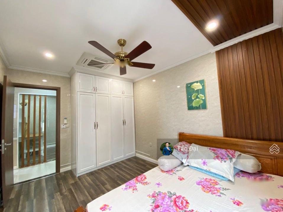 Cần Bán Gấp Chung Cư Khu Phức Hợp Hado Centrosa Garden, 3 Phòng Ngủ, 106 M2, Giá 8.2 Tỷ Tại 10