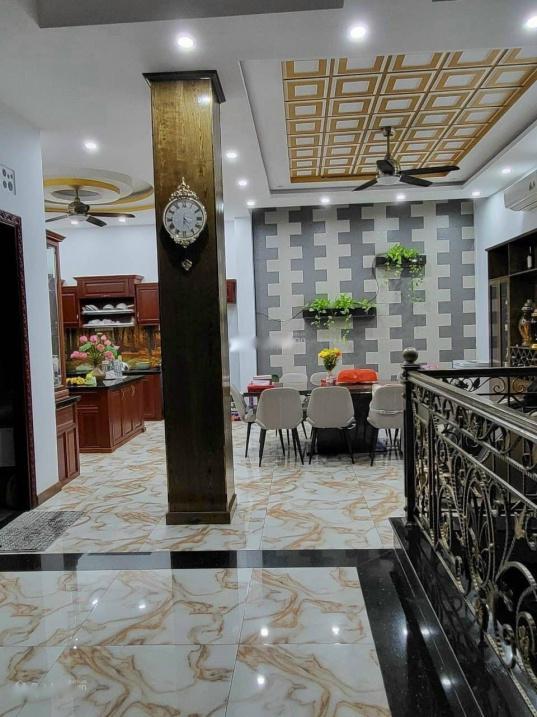 Bán Nhanh Căn Nhà Mặt Phố 4 Tầng, 152 M2, Mặt Tiền 8M Tại Đường Ba Vân - Tân Bình, Giá 23.5 Tỷ