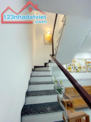 Bán Nhà 1 Trệt - 1 Lầu Hẻm Oto Cầu Đứa- Phú Nông - Xã Vĩnh Ngọc- Nha Trang