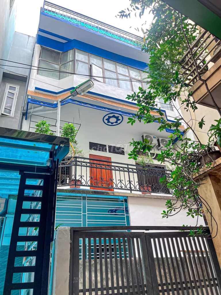 3860703 ảnh đại diện 1