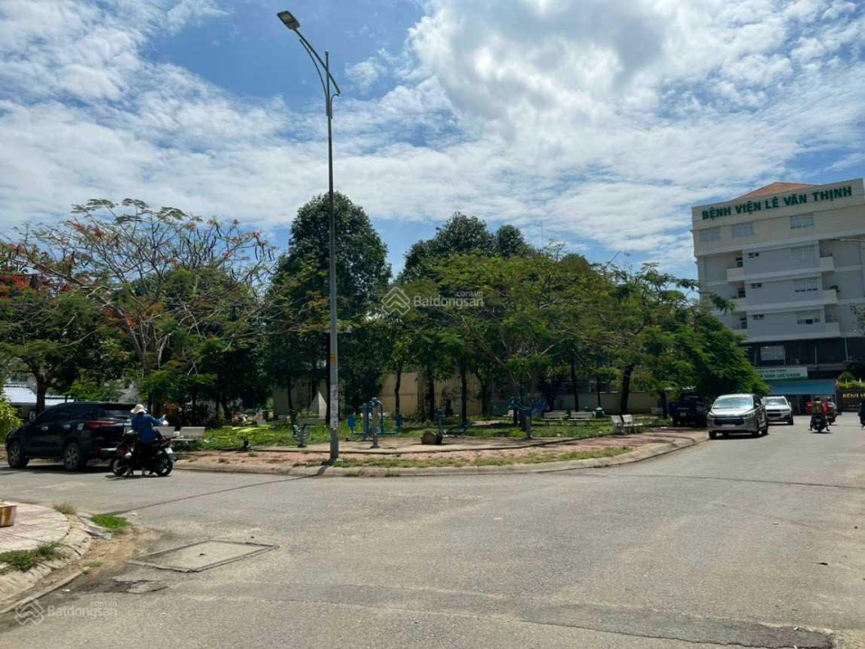 3858895 ảnh đại diện 1