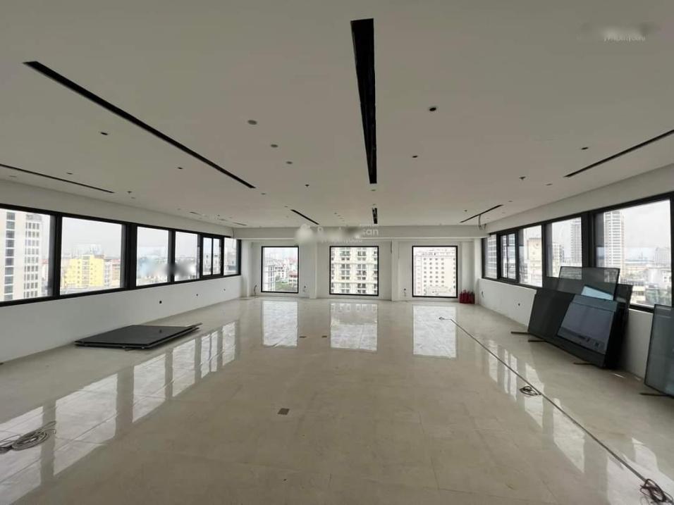 Chuyển Nhượng Nhà Mặt Tiền 15 Tầng, 450 M2 Tại Đường Trần Hưng Đạo - Hoàn Kiếm, Giá 530 Tỷ