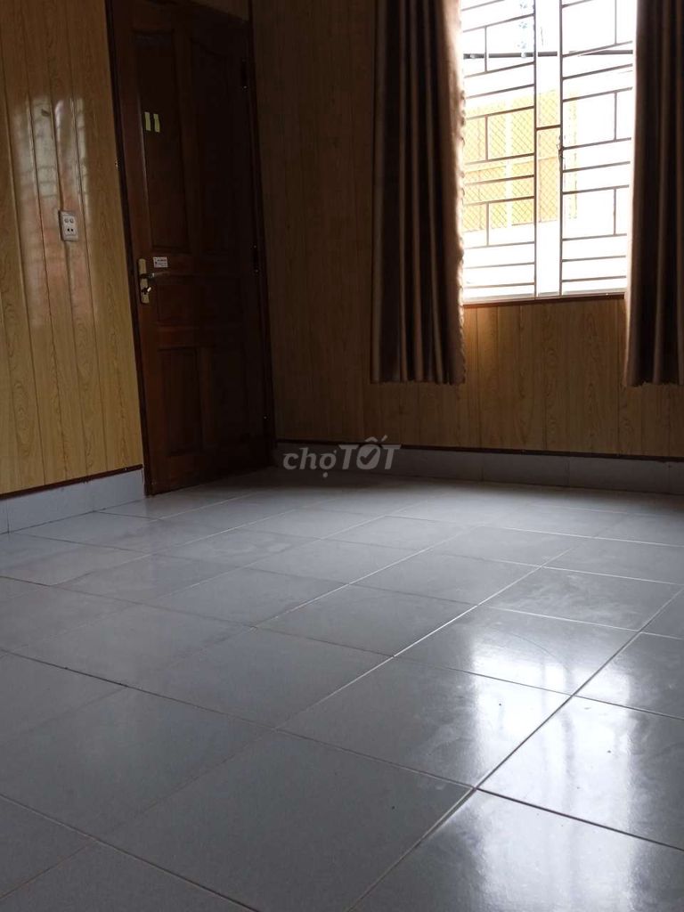 Phòng Tro 20M2 Đường Cộng Hòa ,F13 ,Q Tân Bình