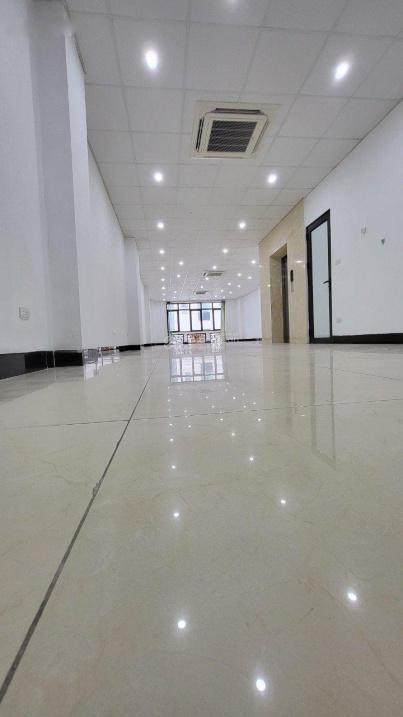 Sàn Văn Phòng Lạc Long Quân, 130 - 150M2/ Sàn Có 5 Sàn, Kinh Doanh, Mặt Phố, Thang Máy, Giá 13Tr/Th