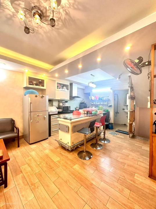 3871892 ảnh đại diện 2