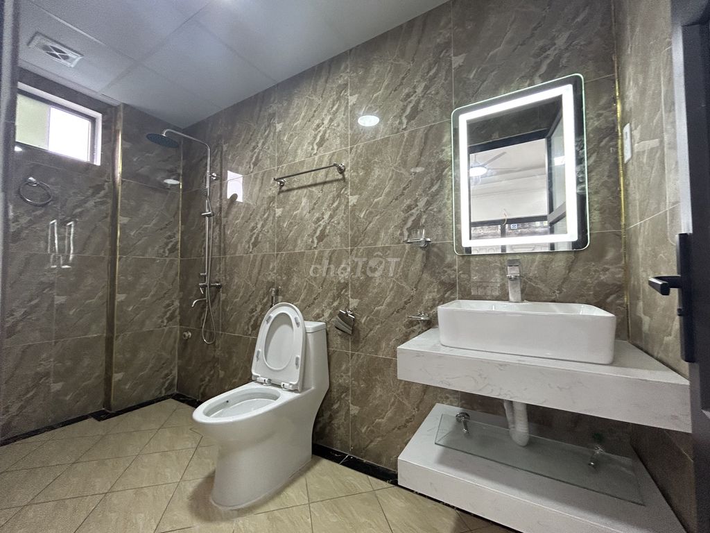 3870681 ảnh đại diện 1