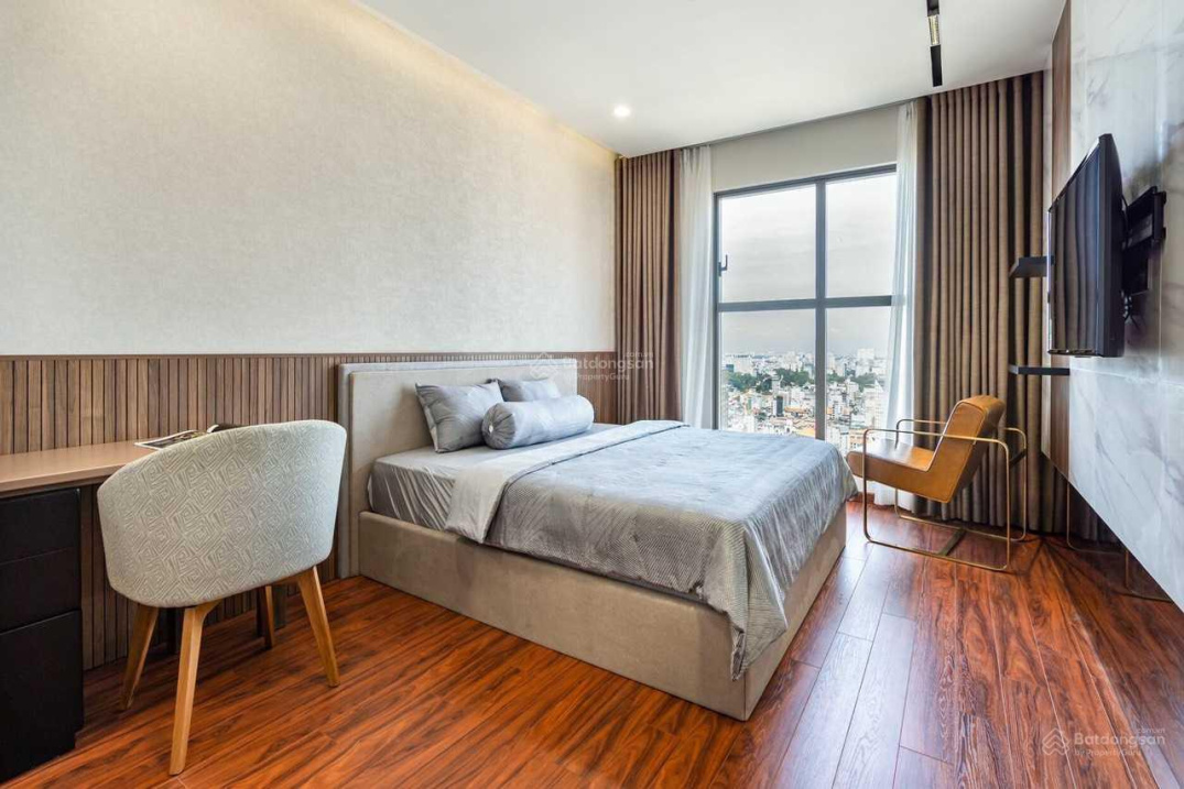 Bán Ch The Everrich, Quận 5, 80M2, 2Pn, View Q1, Có Sổ, Có Suất Ô Tô, Giá 6.7 Tỷ 0902 663 ***