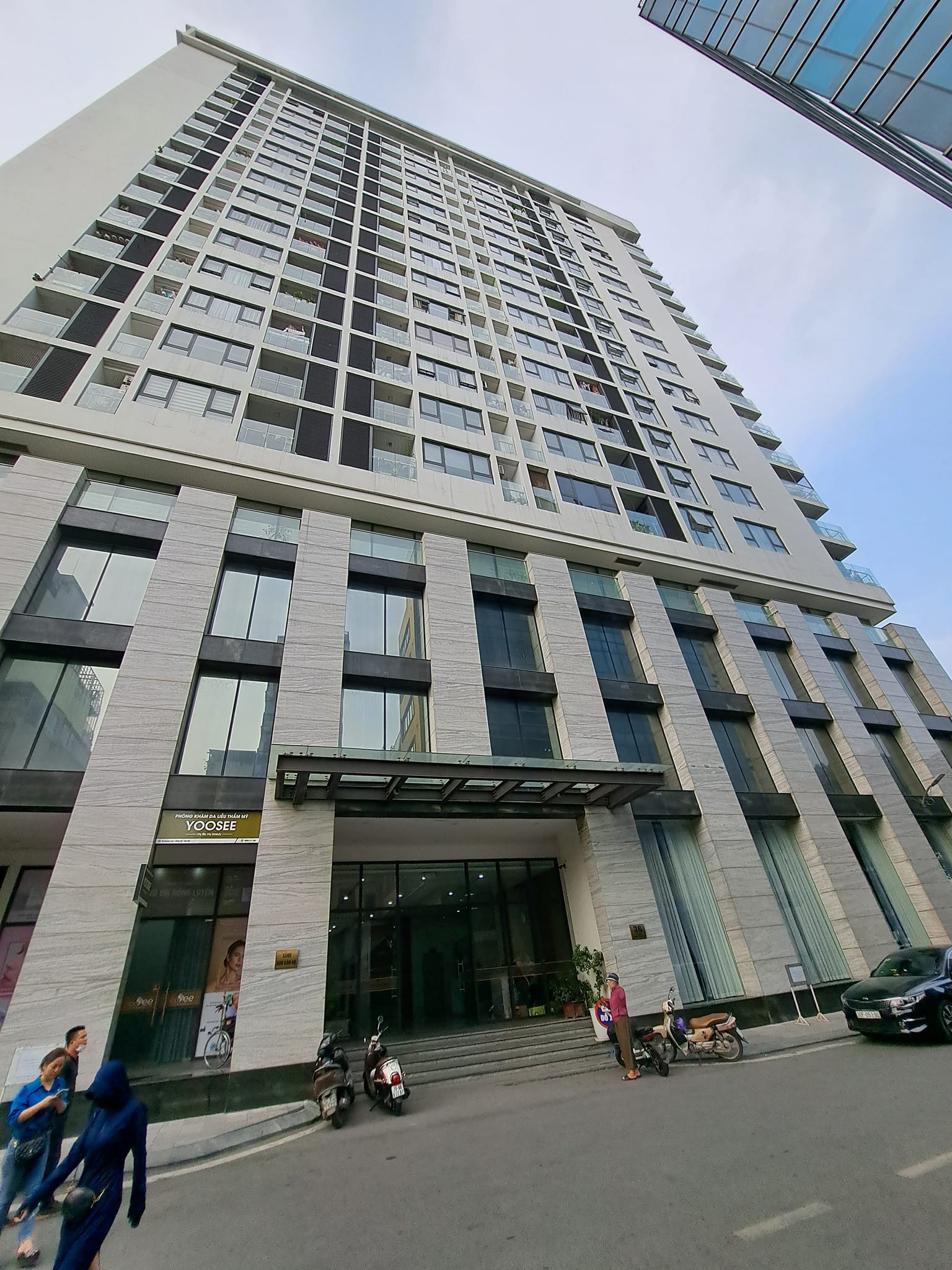BÁN CĂN HỘ CHUNG CƯ CAO CẤP VIEW HỒ HOÀNG CẦU - 3 NGỦ CỰC THOÁNG - 105M - TẦNG TRUNG - NHỈNH 8 TỶ