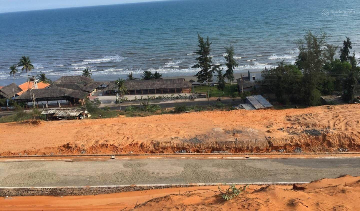 Chính Chủ Cần Tiền Gấp Bán Miếng Đất 100M2 View Biển Ngay Tại Huỳnh Thúc Kháng, Mũi Né, Bình Thuận