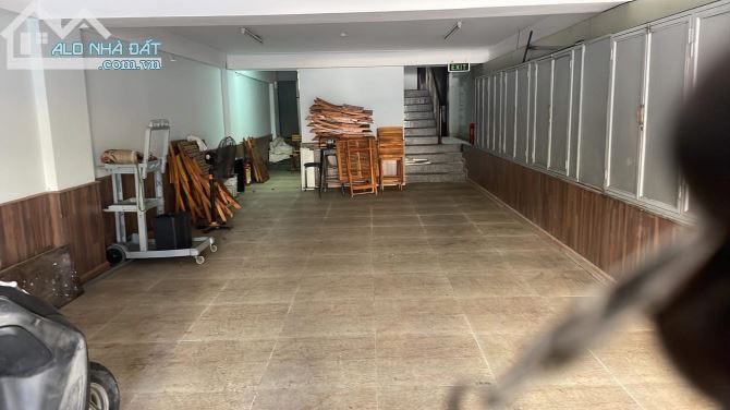 3883096 ảnh đại diện 2