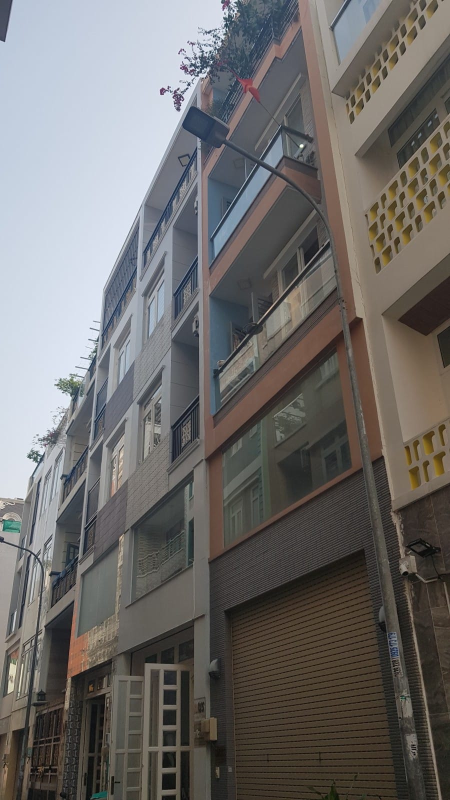🍎HẺM NHỰA Ô TÔ - PHÂN LÔ VIP - LẠC LONG QUÂN - P.9 - TÂN BÌNH - 54M2 - 5 TẦNG - NGANG 6M - 9 TỶ