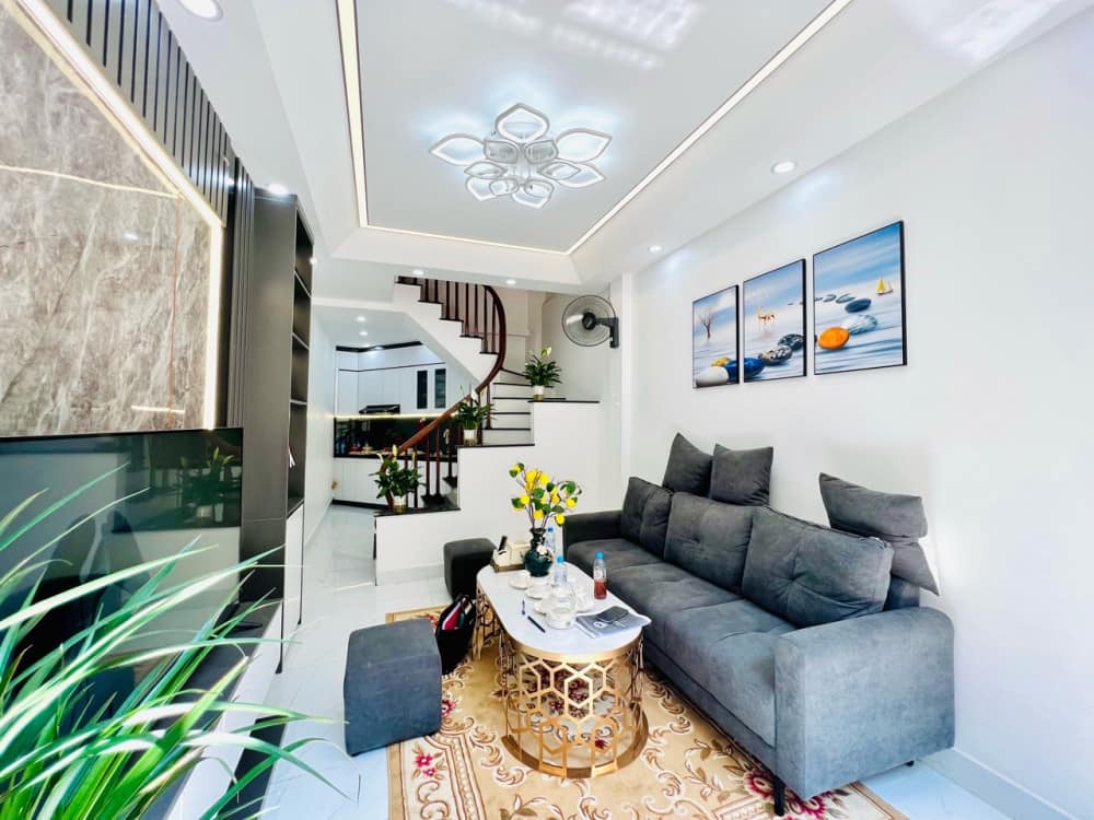 HIẾM 3,8 TỶ - NHÀ ĐẸP Ở SƯỚNG - PHỐ MỄ TRÌ 38Mx5TẦNG - Ô TÔ, KD