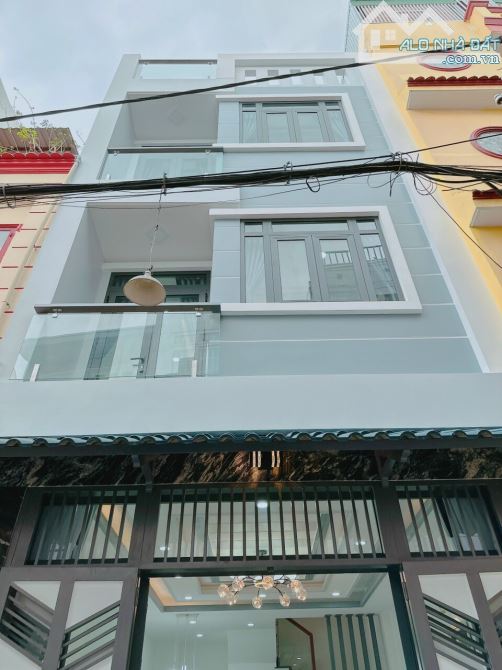 Nhà Đẹp 4 Tầng ,7Phòng Ngủ.hxh Dương Bá Trạc .Quận 8 .Giá 7.8 Tỷ. Tl.