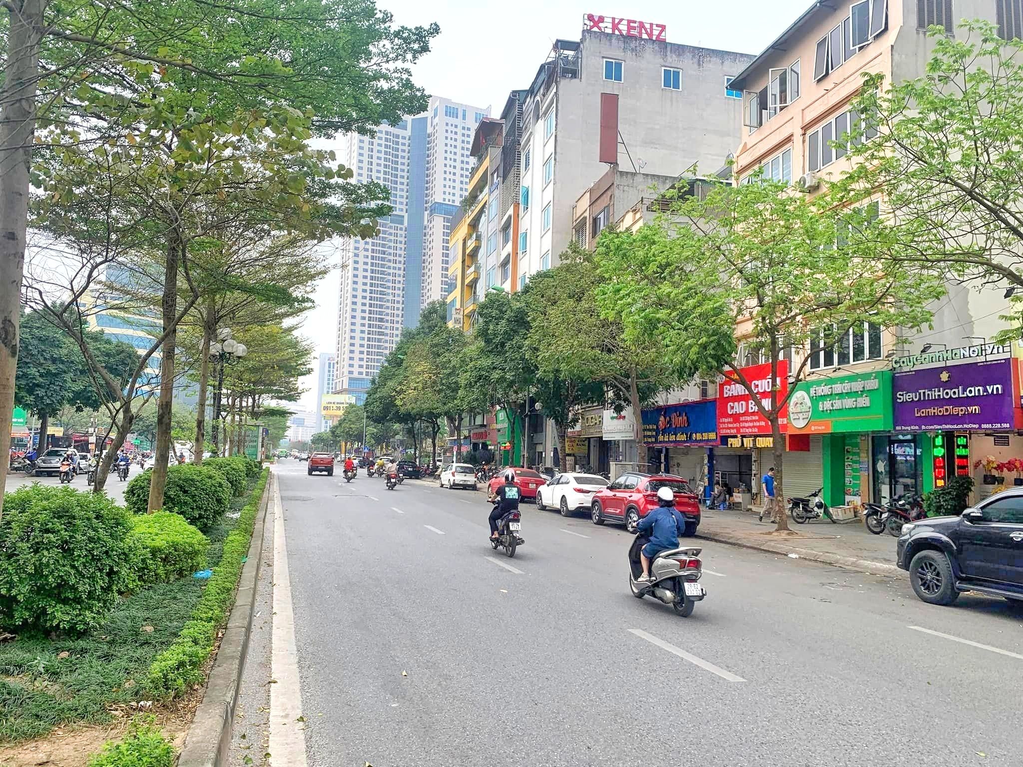 Bán Nhà Mặt Phố Giảng Võ Diện Tích 89M2 Mặt Tiền Rộng - Có Vỉa Hè 0918086689