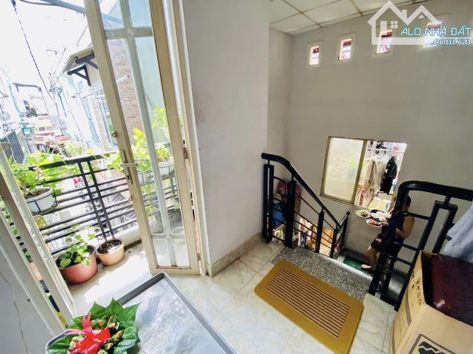 3890711 ảnh đại diện 1