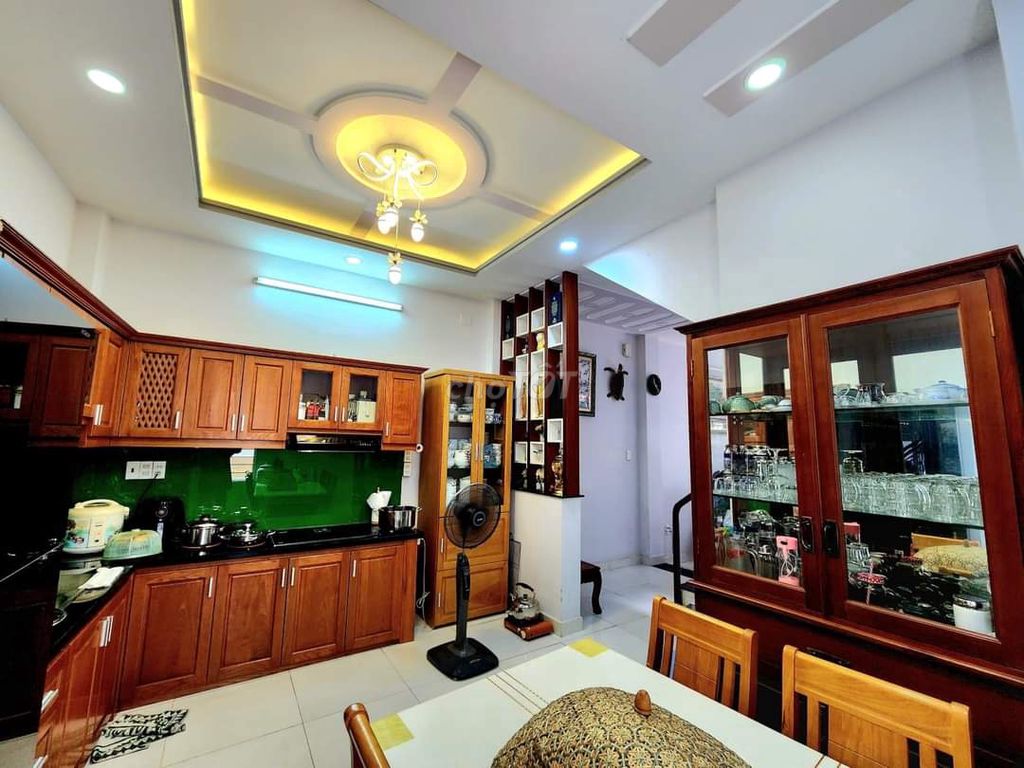 3892749 ảnh đại diện 1