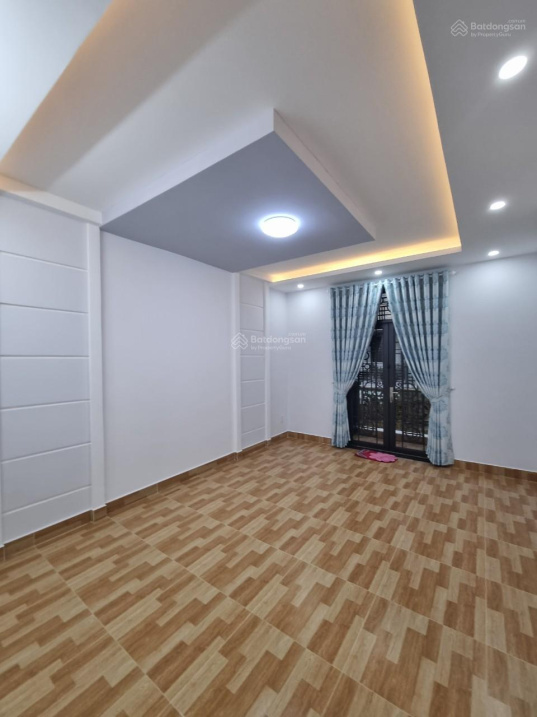 Chữa Bệnh Cho Con Bán Nhà Xóm Chiếu Q4 54M2 Hxh