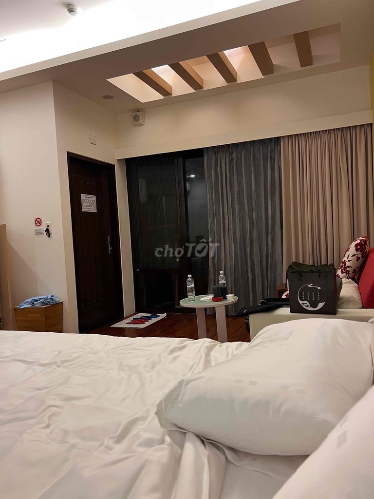 Nhà Đẹp, Mới, Hẻm Thông 4M Nđc Q3, 6M*13M, 3L+St+5Pn+5Wc, Máy Lạnh