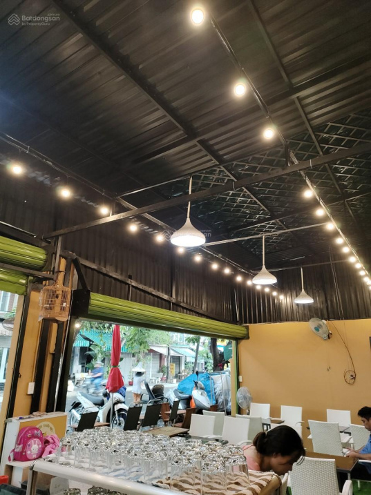 Sang Nhượng Quán Cafe Đang Kinh Doanh Tốt Phường Tân Kiểng Quận 7