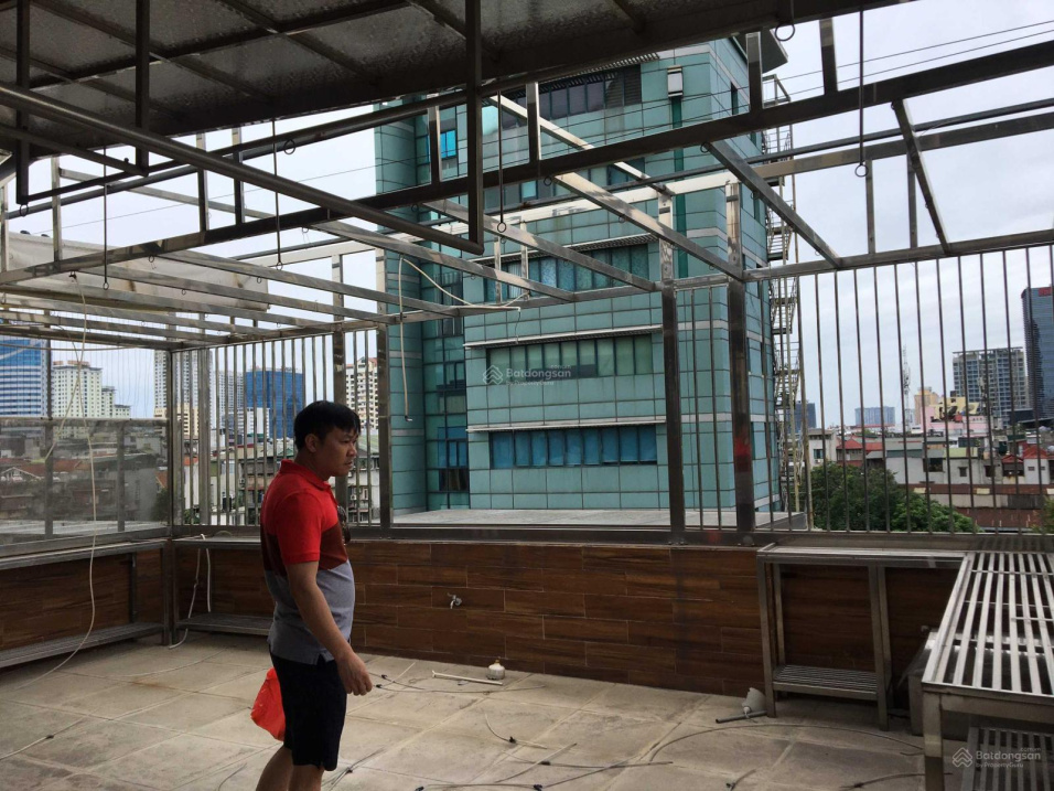 115M2 Phố Nguyên Hồng - Mặt 10M, 4 Tầng Điều Hòa, Thang Máy, Khu Vip Kinh Doanh Nhà Hàng, Cafe, Vp