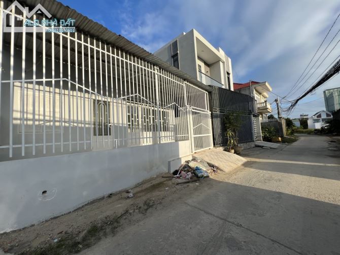 Bán Nhà Vĩnh Thạnh-Nha Trang Đường Oto 5M Qh 20M, Mặt Tiền Rộng 8M