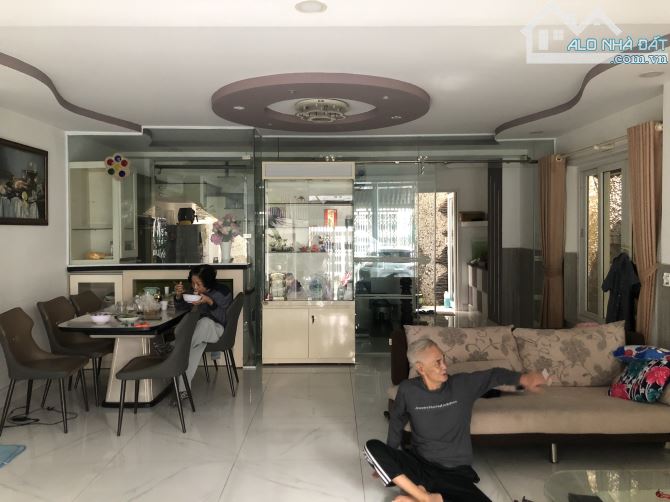 3917210 ảnh đại diện 1