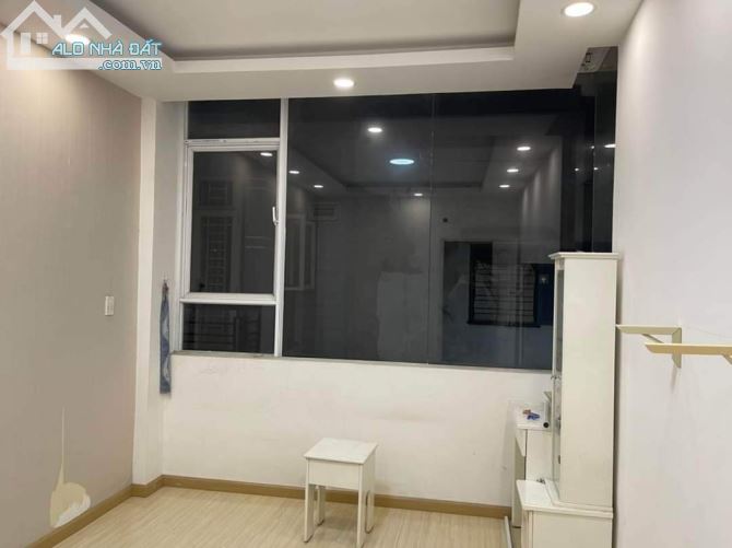 3916828 ảnh đại diện 1