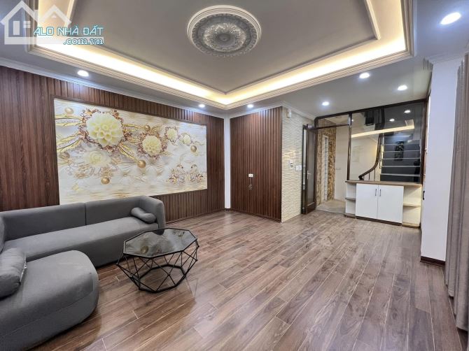 3916949 ảnh đại diện 1