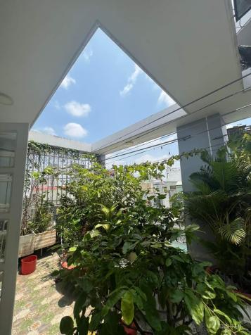 3933428 ảnh đại diện 2