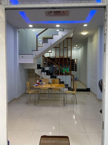Bán Nhà⚡️ Hxh 8M Cmt8, P.10 Q.3 - 🔥 Ngang 5M X 28M 🔥 Chỉ 135 Tr/M2⚡