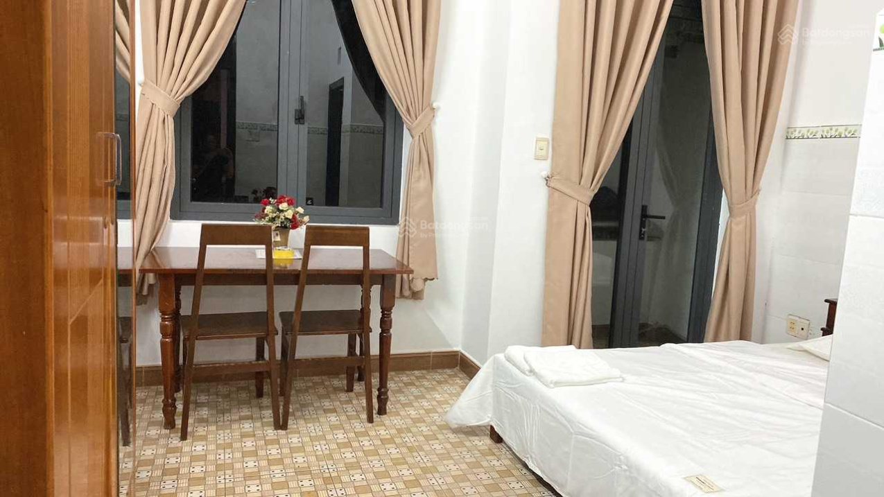 Sang Khách Sạn 15 Phòng Siêu Đẹp Đường Hà Huy Giáp, P. Thạnh Lộc, Quận 12.